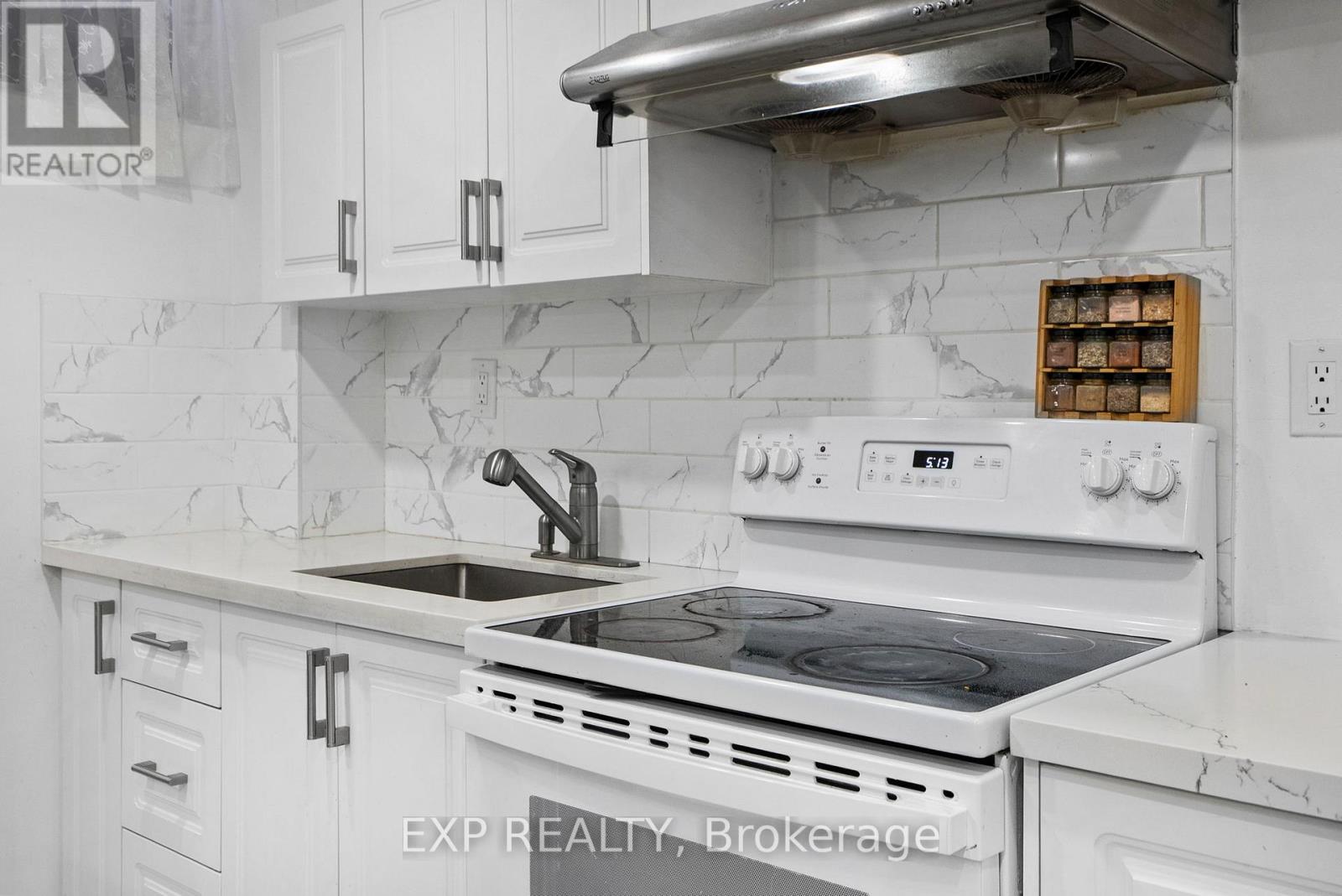 146 Vanhorne Close, Brampton, Ontario  L7A 0G2 - Photo 37 - W12780968