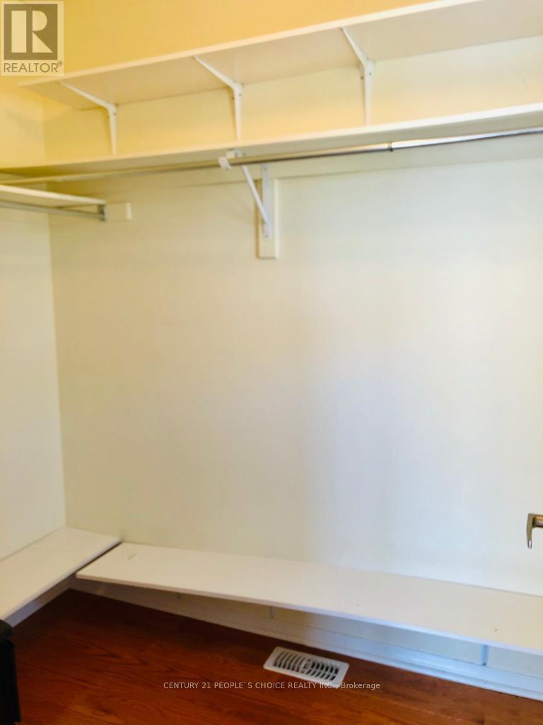 57 - 2171 Fiddlers Way, Oakville, Ontario  L6M 0M5 - Photo 3 - W12780982