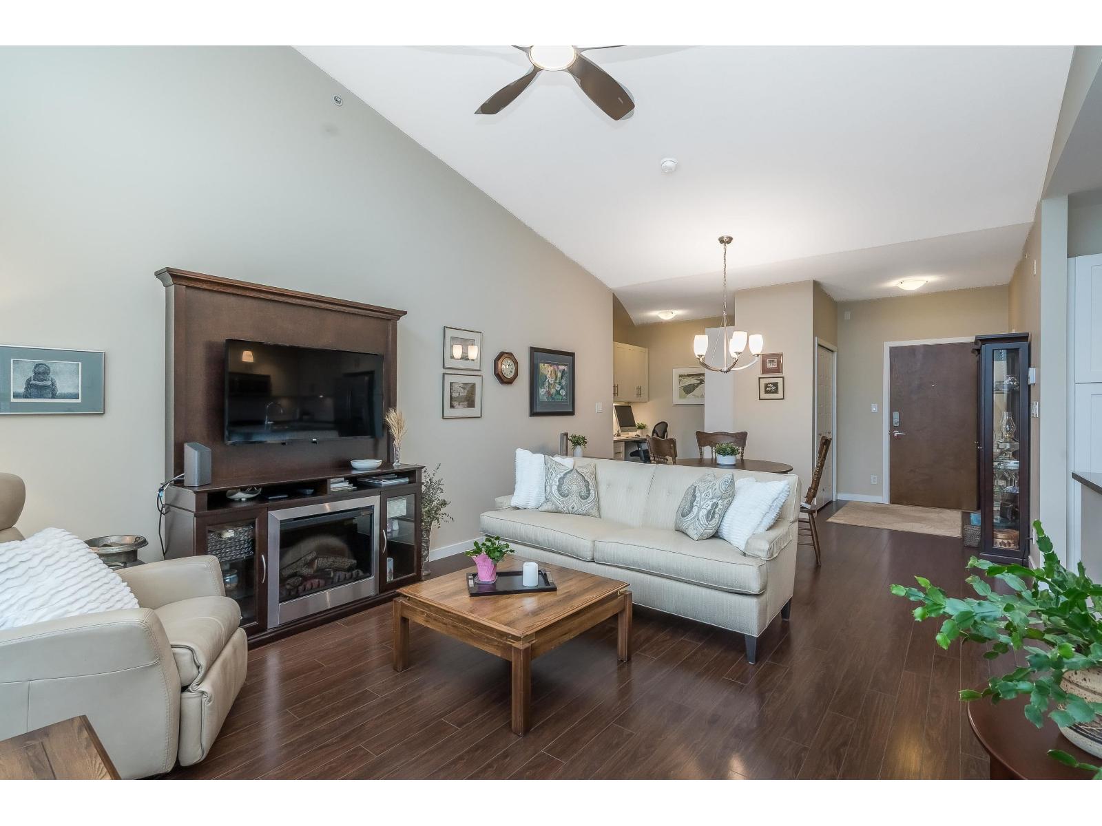 418 23215 Billy Brown Road, Langley, British Columbia  V1M 0B7 - Photo 10 - R3085866