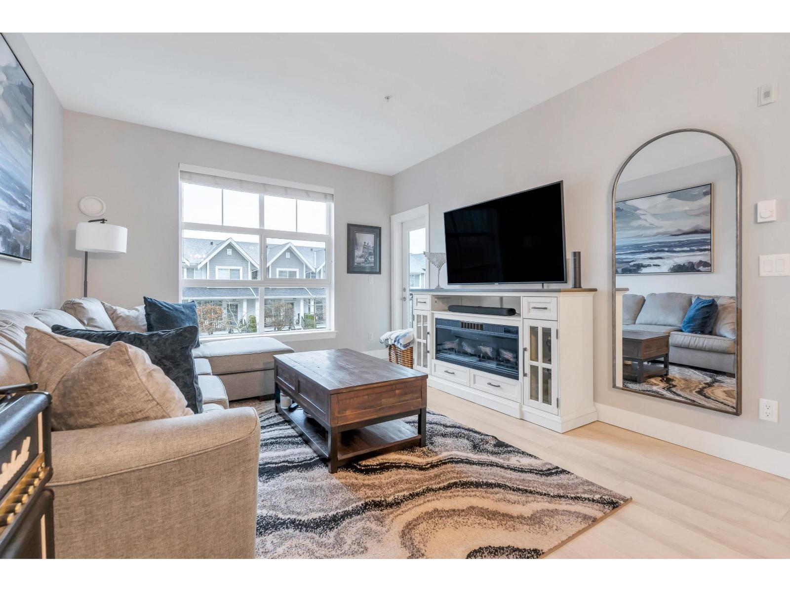 207 14550 Winter Crescent, Surrey, British Columbia  V4P 0G4 - Photo 15 - R3087966