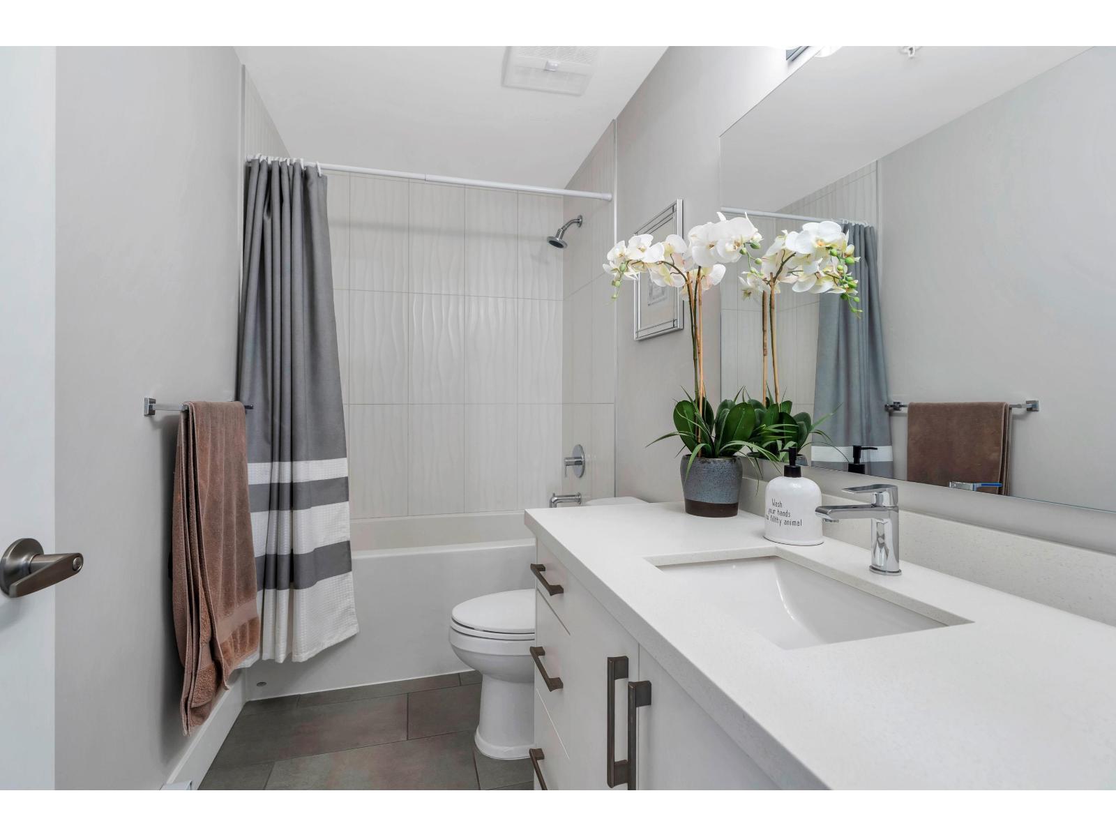 207 14550 Winter Crescent, Surrey, British Columbia  V4P 0G4 - Photo 20 - R3087966