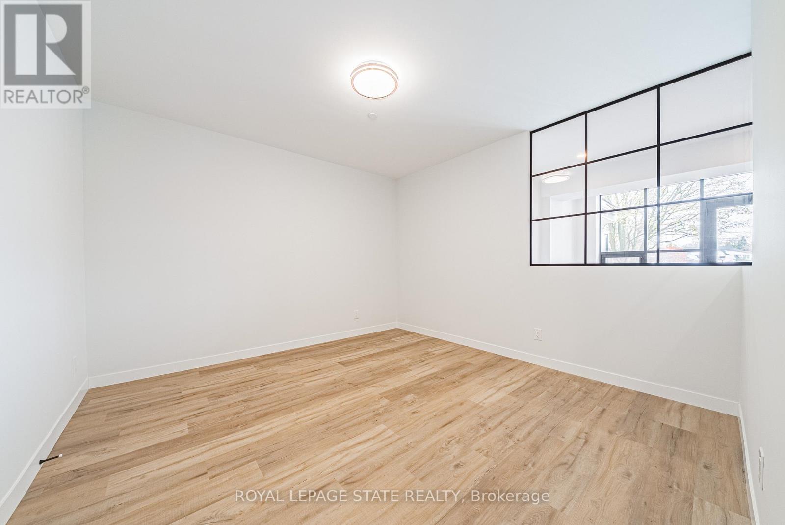 206 - 555 Sanatorium Road, Hamilton, Ontario  L9C 2B1 - Photo 11 - X12780998