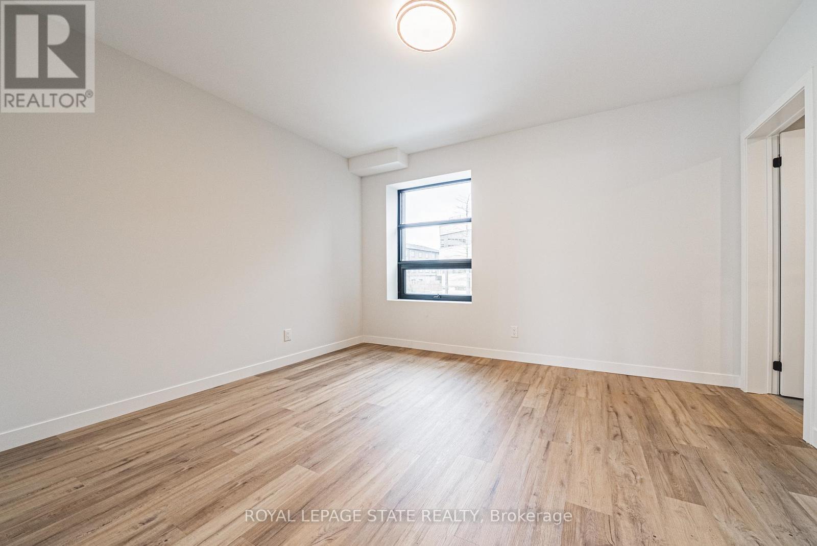 206 - 555 Sanatorium Road, Hamilton, Ontario  L9C 2B1 - Photo 15 - X12780998