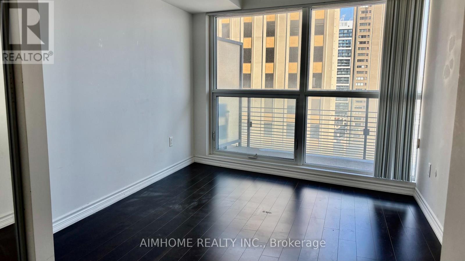 1405 - 386 Yonge Street, Toronto, Ontario  M5B 0A5 - Photo 11 - C12705842