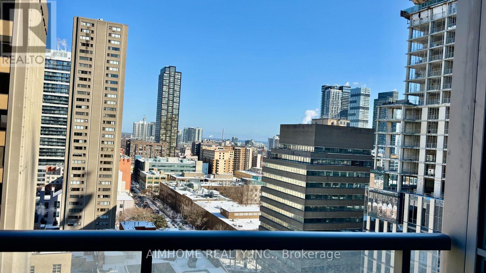 1405 - 386 Yonge Street, Toronto, Ontario  M5B 0A5 - Photo 15 - C12705842