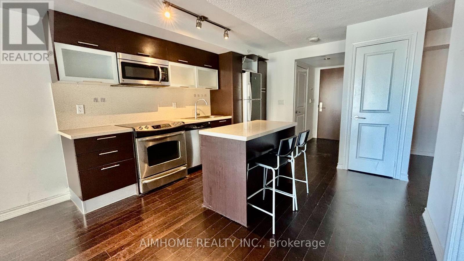 1405 - 386 Yonge Street, Toronto, Ontario  M5B 0A5 - Photo 5 - C12705842