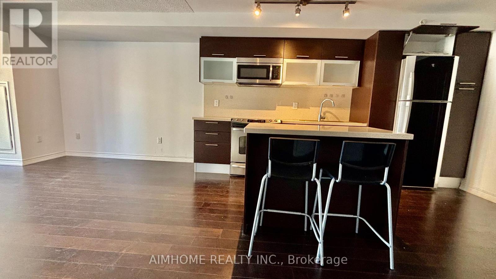 1405 - 386 Yonge Street, Toronto, Ontario  M5B 0A5 - Photo 4 - C12705842