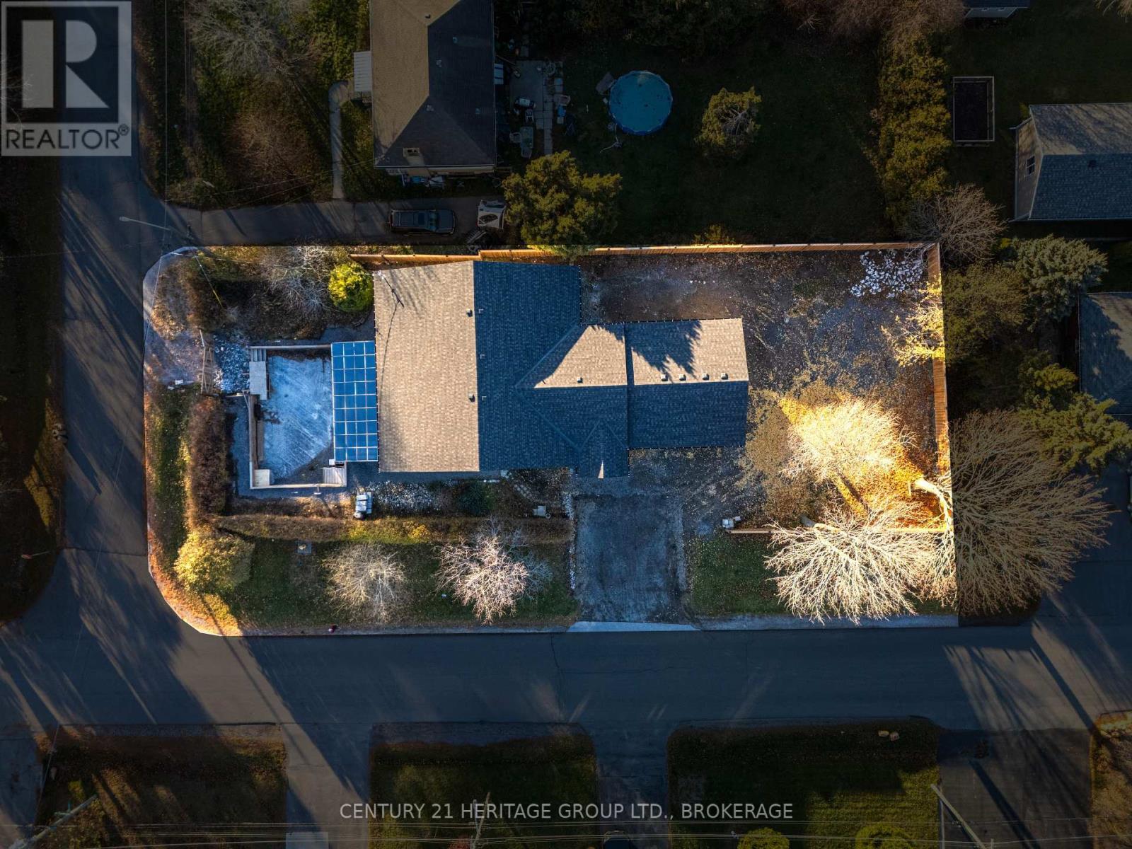 3 Windsor Street, Kingston, Ontario  K7M 4K4 - Photo 44 - X12572478