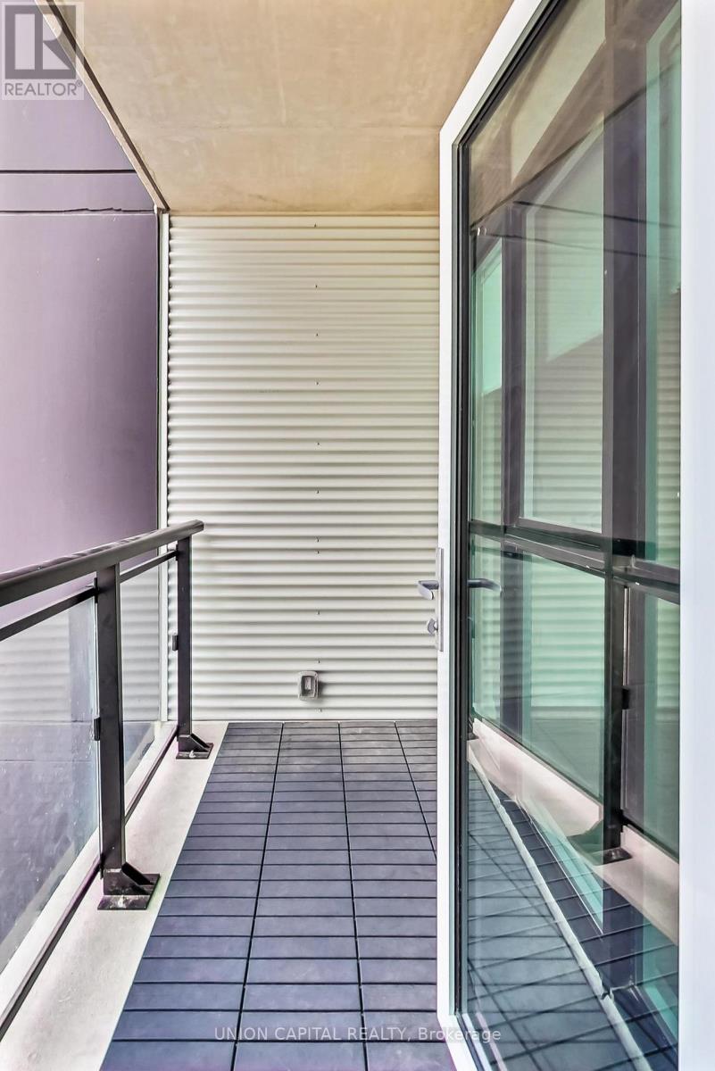 801 - 60 Charles Street W, Kitchener, Ontario  N2G 0C9 - Photo 23 - X12527888