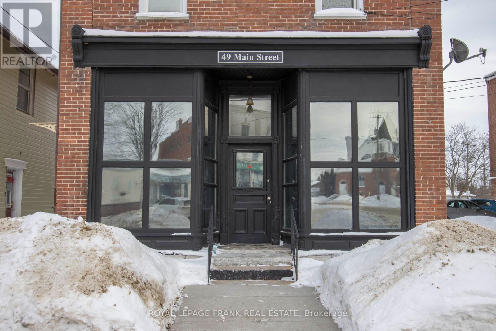 49 Main Street, Kawartha Lakes, Ontario  K0M 1A0 - Photo 2 - X12781172