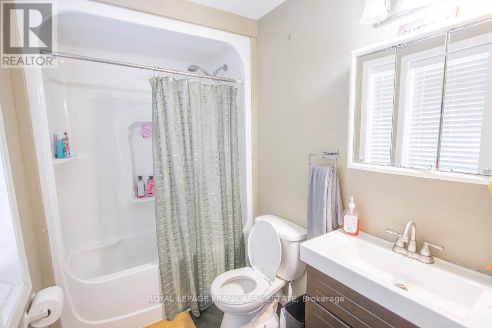 49 Main Street, Kawartha Lakes, Ontario  K0M 1A0 - Photo 40 - X12781172