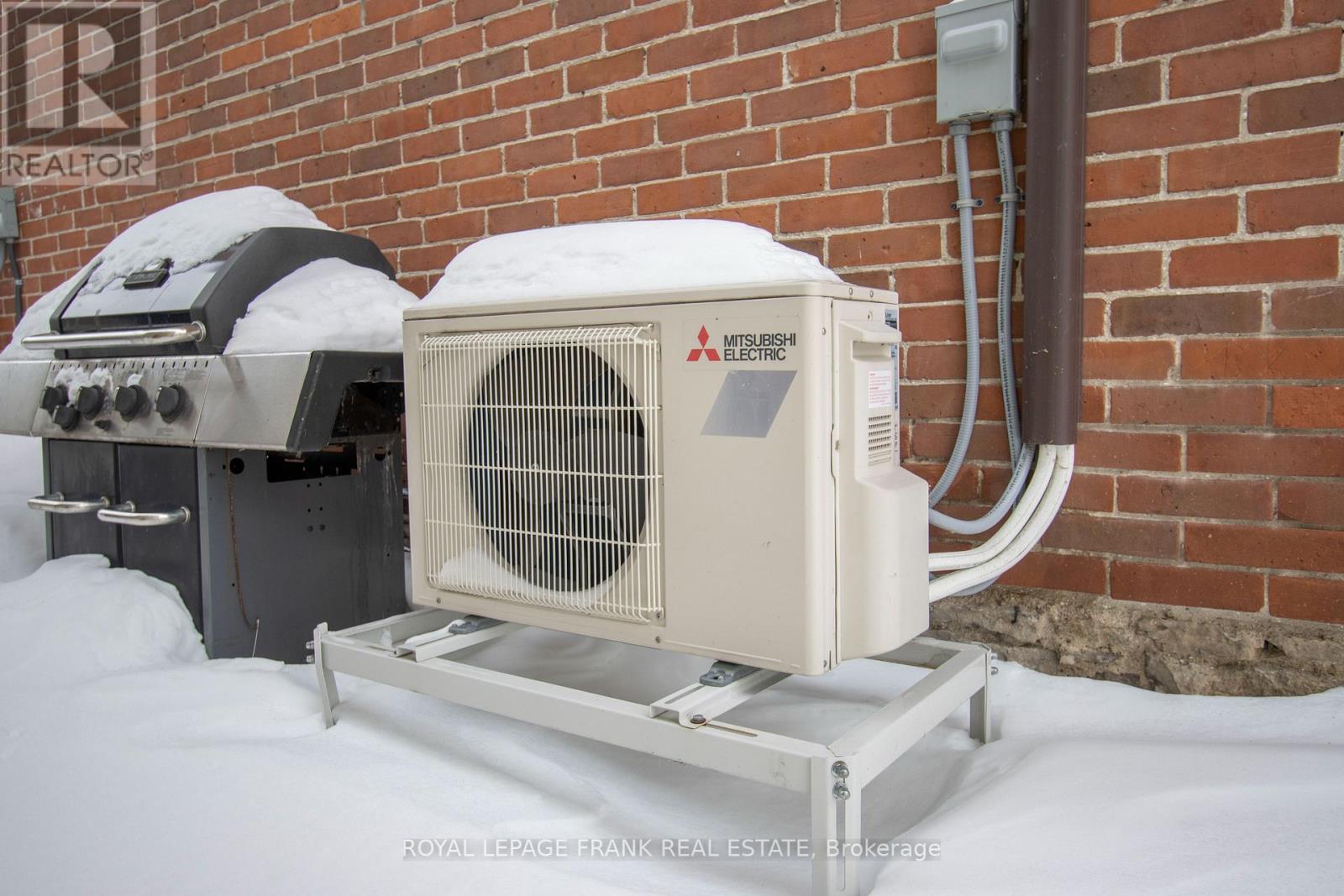 49 Main Street, Kawartha Lakes, Ontario  K0M 1A0 - Photo 8 - X12781172