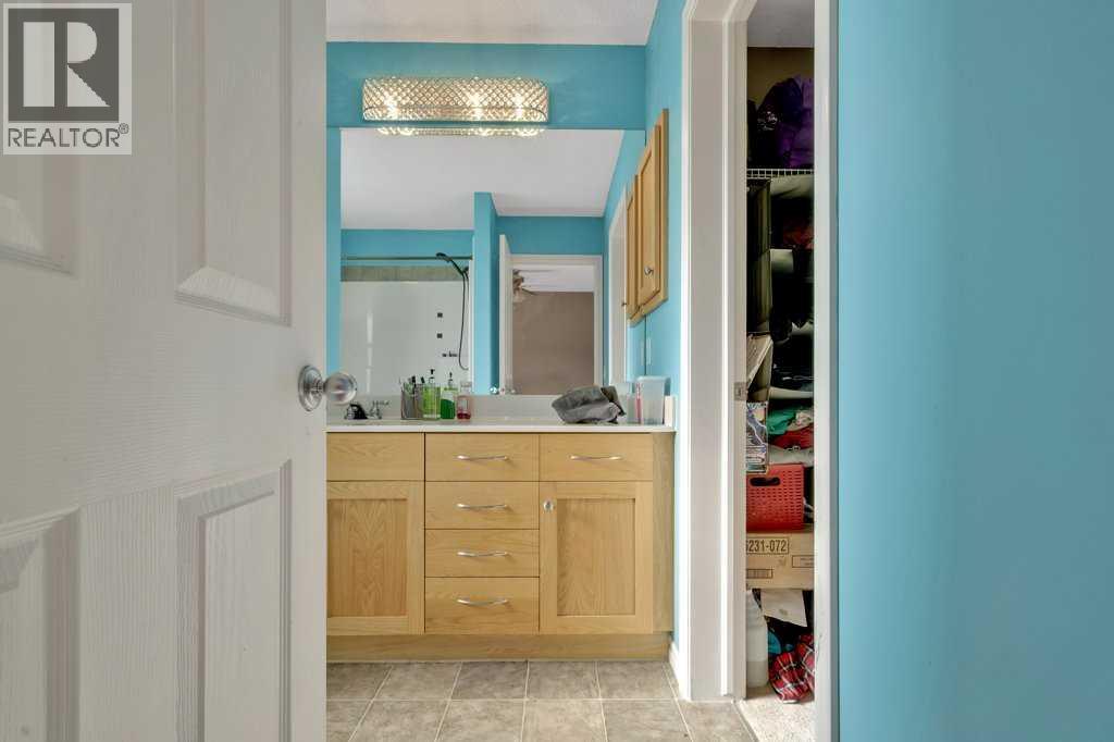 #1201, 2384 Sagewood Gate Sw, Airdrie, Alberta  T4B 0K7 - Photo 17 - A2285596