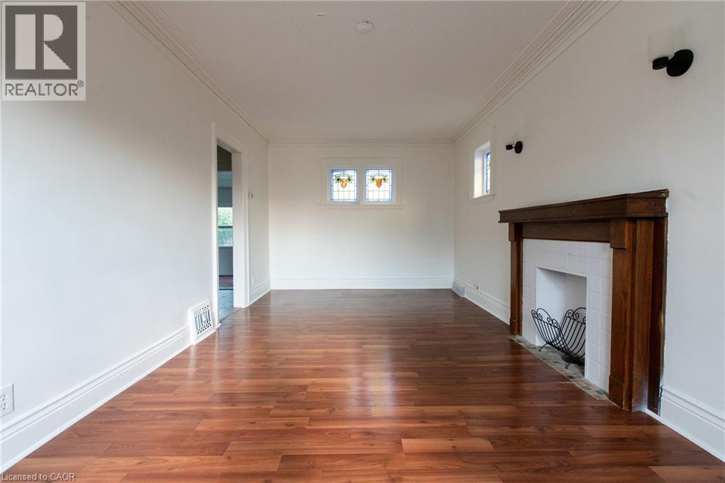 49 Province Street S, Hamilton, Ontario  L8K 2K7 - Photo 5 - 40799324