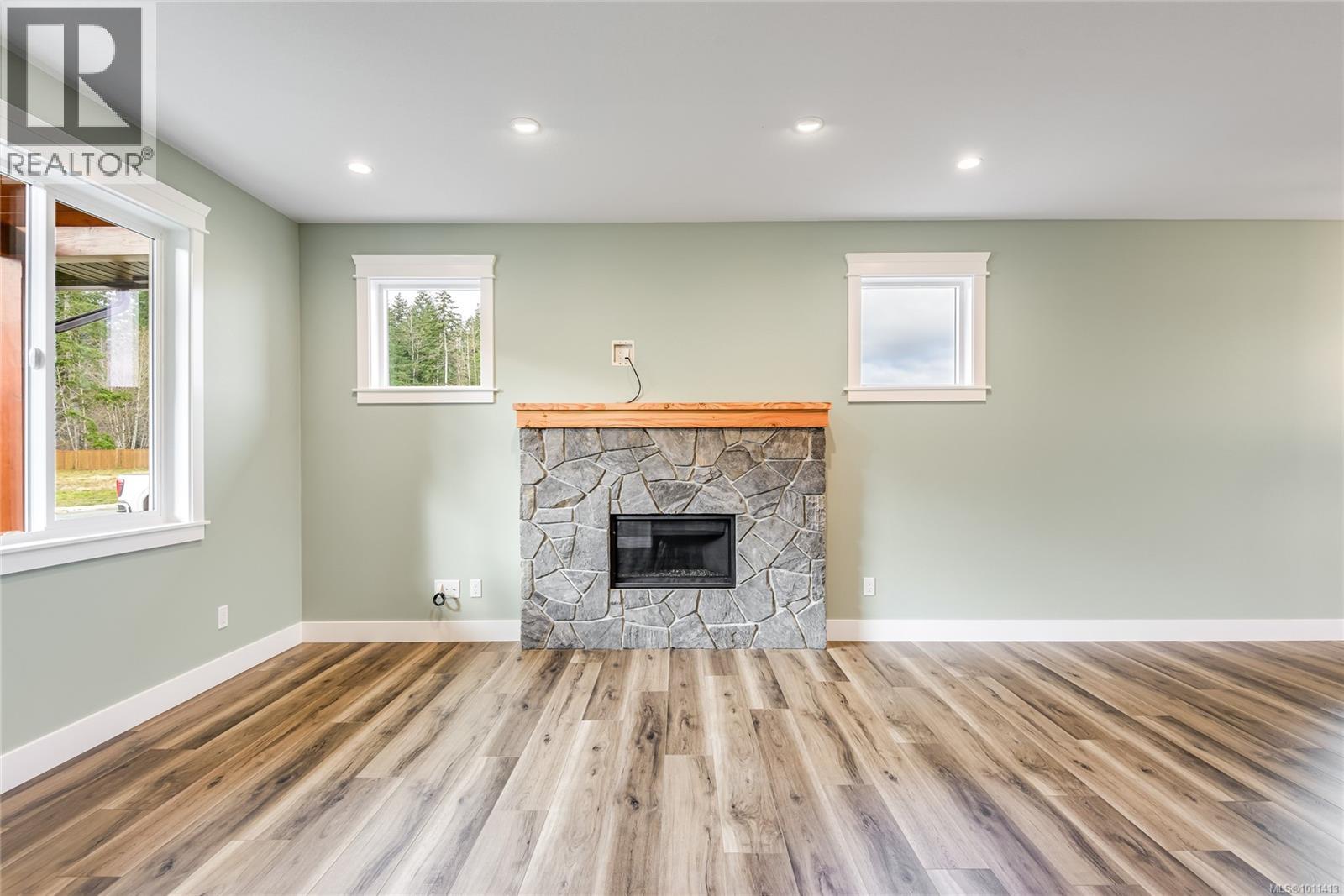 742 Salmonberry St, Campbell River, British Columbia V9H 0G1 - Photo 8 - 1011413