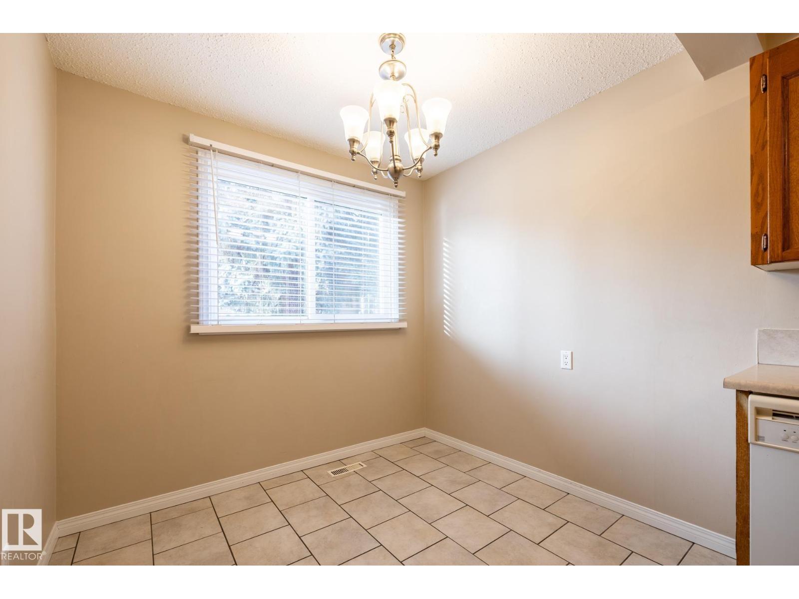 Unknown Address, ,     - Photo 10 - E4473158