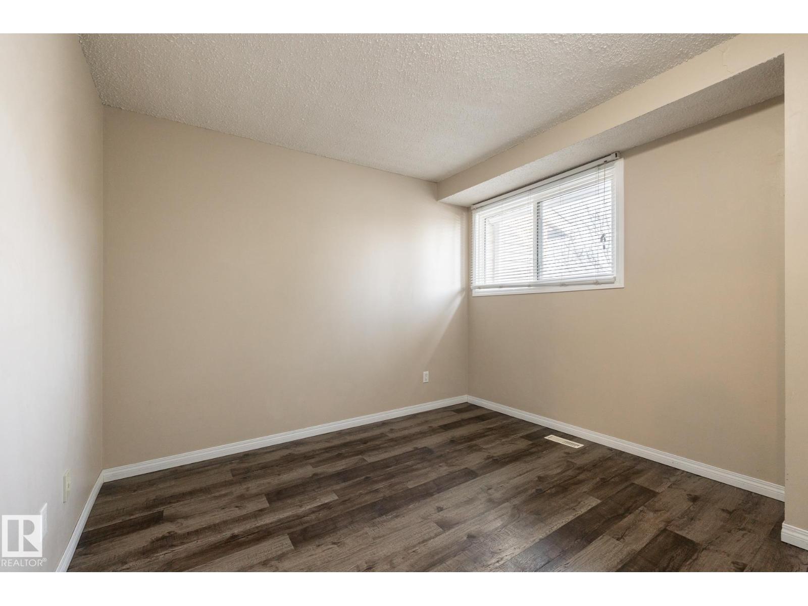 Unknown Address, ,     - Photo 17 - E4473158