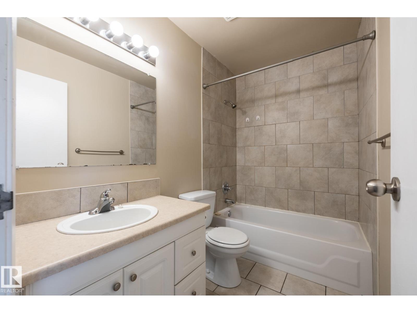 Unknown Address, ,     - Photo 24 - E4473158