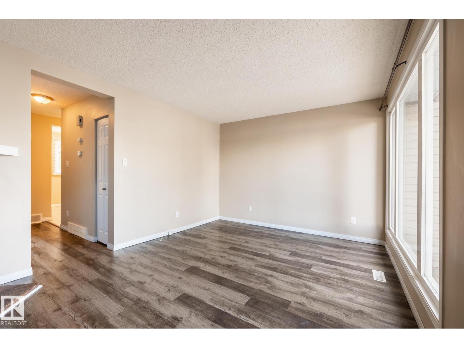 Unknown Address, ,     - Photo 4 - E4473158