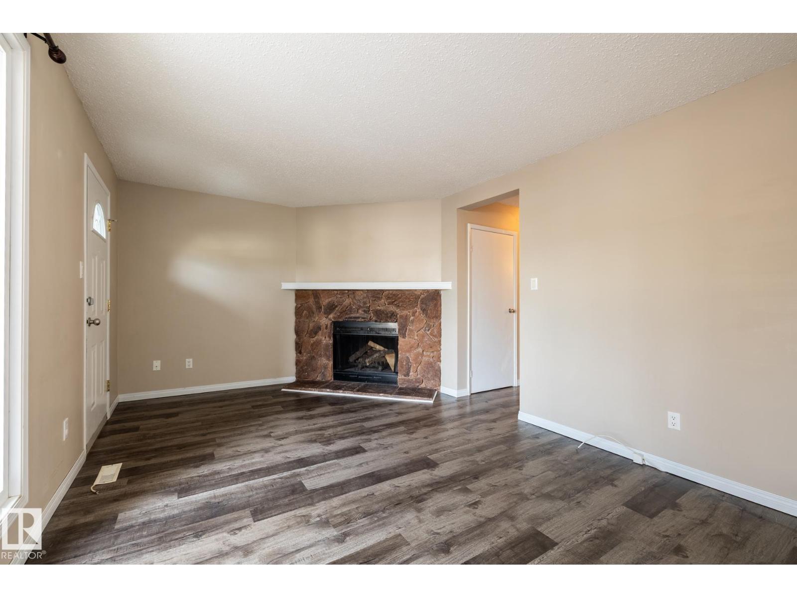 Unknown Address, ,     - Photo 5 - E4473158