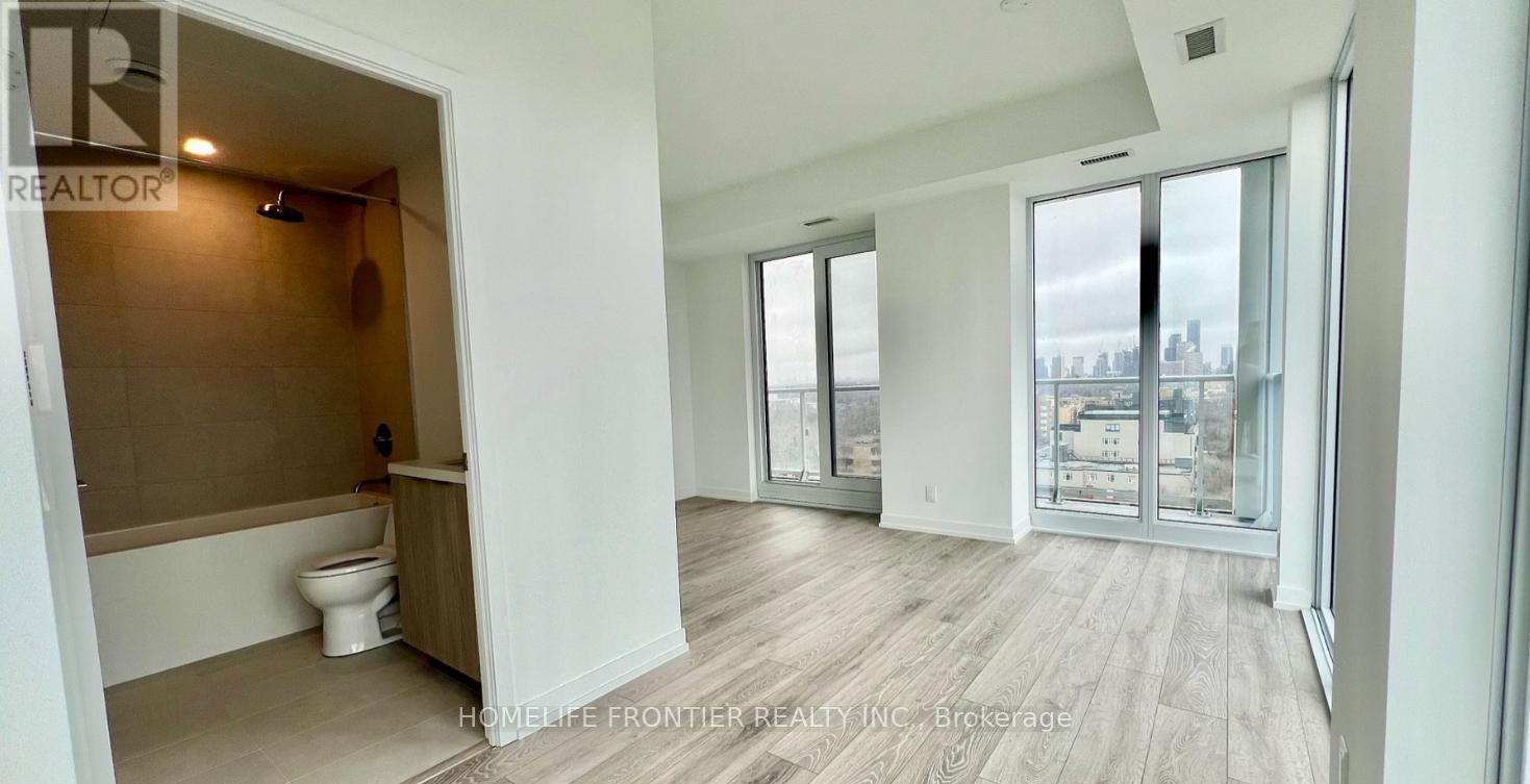 1720 - 2020 Bathurst Street, Toronto, Ontario  M5P 0A6 - Photo 4 - C12781050