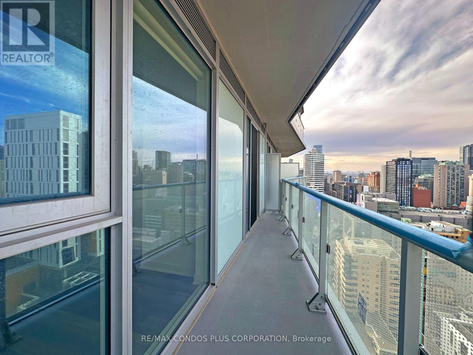 2803 - 100 Dalhousie Street, Toronto, Ontario  M5B 0C7 - Photo 15 - C12781158