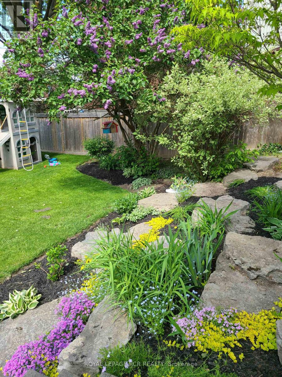 17 First Avenue, Orangeville, Ontario  L9W 1H7 - Photo 46 - W12702112