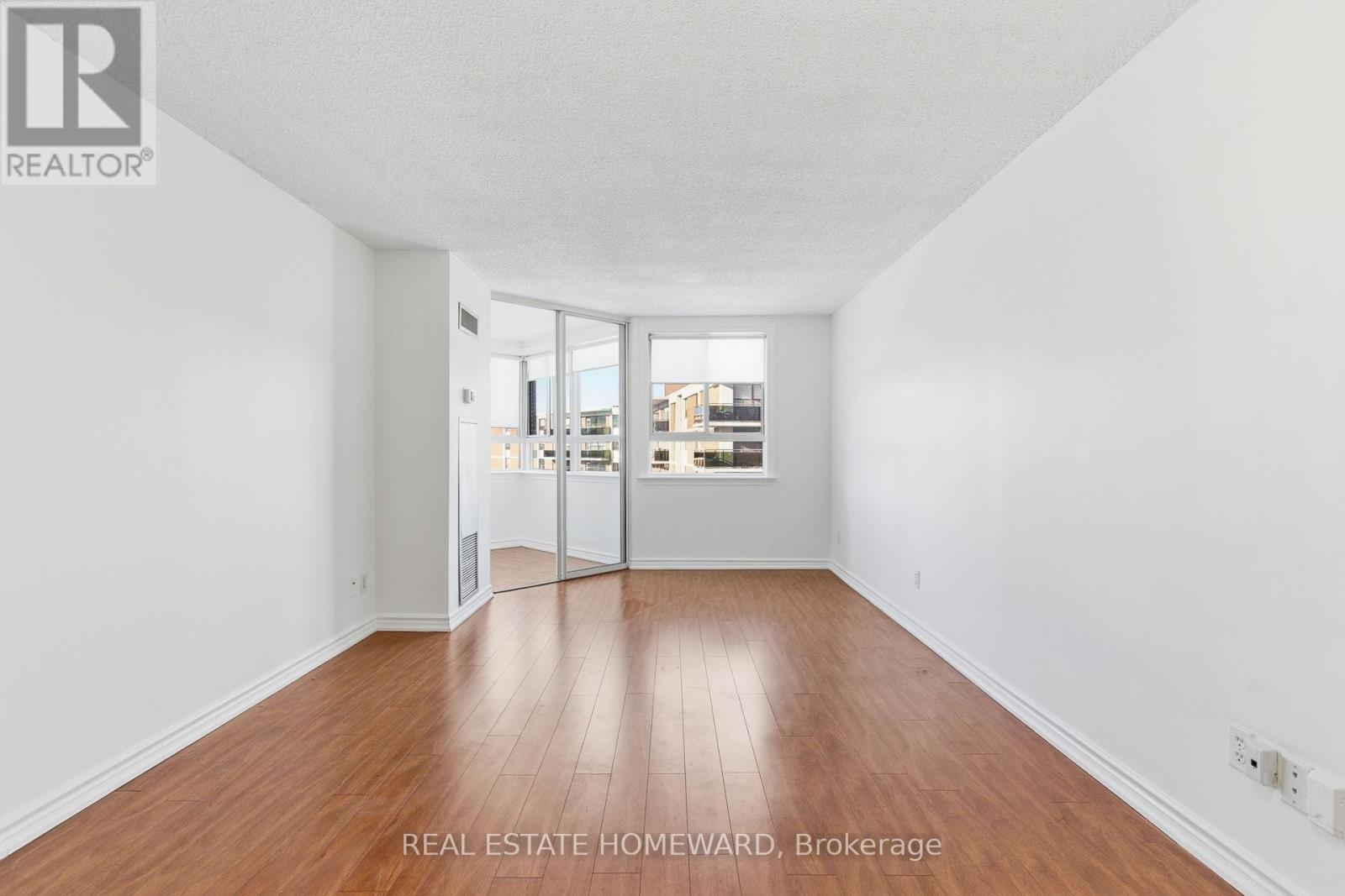 1002 - 4 Park Vista, Toronto, Ontario  M4B 3M8 - Photo 13 - E12781012