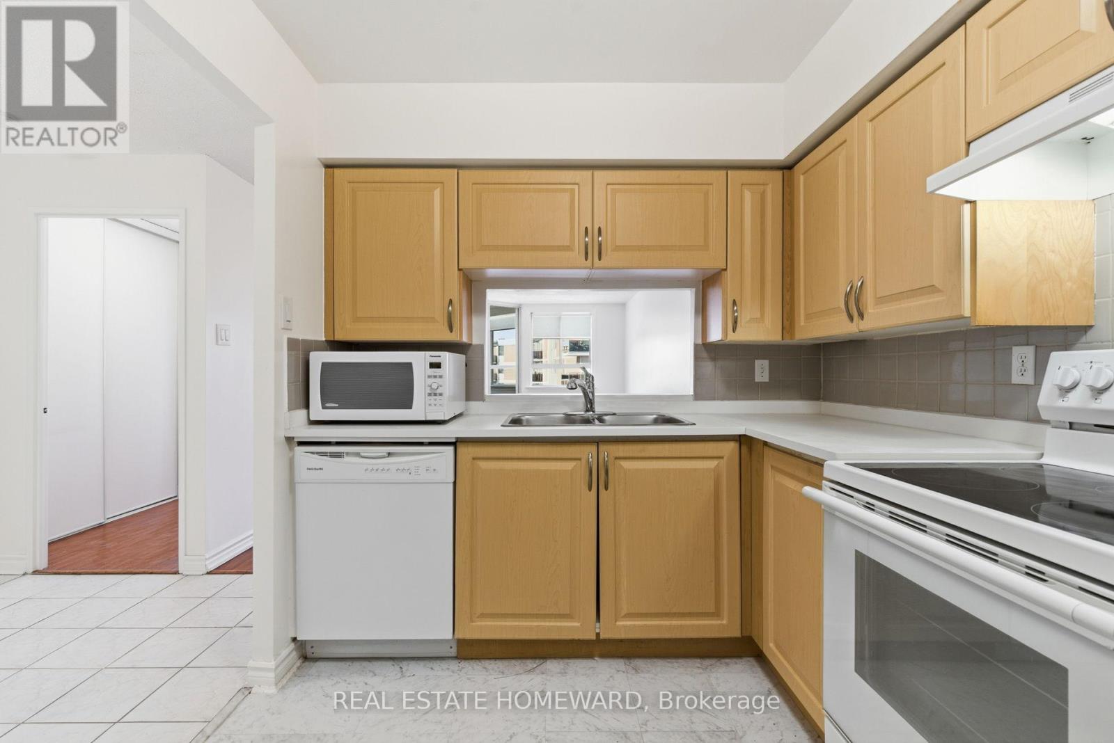 1002 - 4 Park Vista, Toronto, Ontario  M4B 3M8 - Photo 23 - E12781012