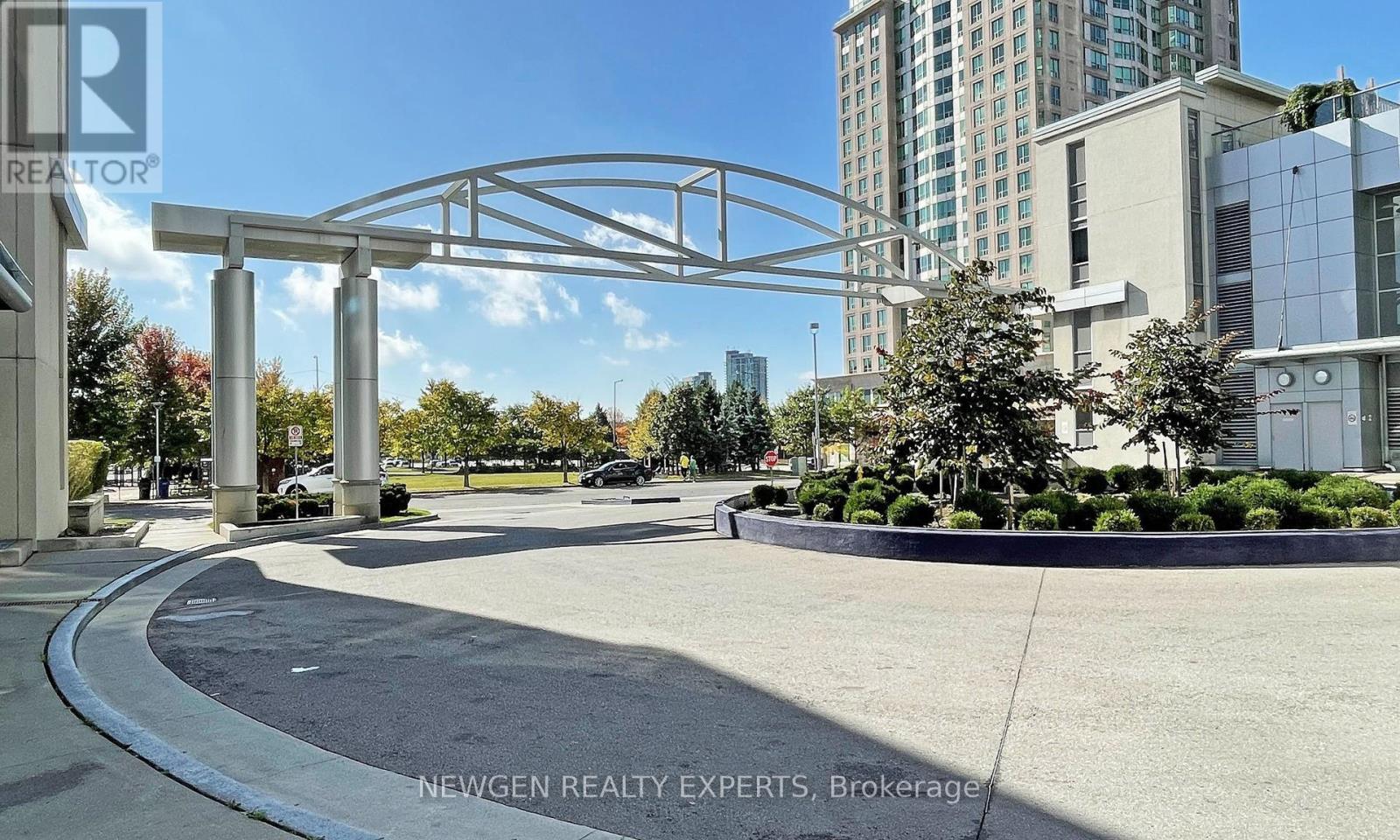 3505 - 38 Lee Centre Drive, Toronto, Ontario  M1H 3J7 - Photo 3 - E12781134