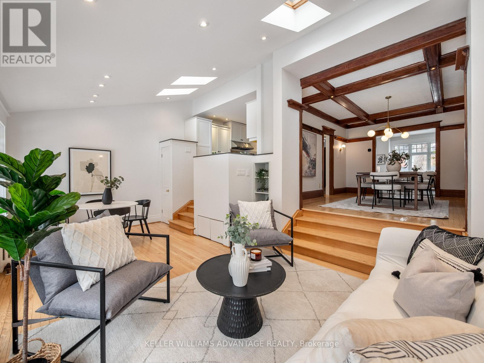 53 Rainsford Road, Toronto, Ontario  M4L 3N7 - Photo 15 - E12781204