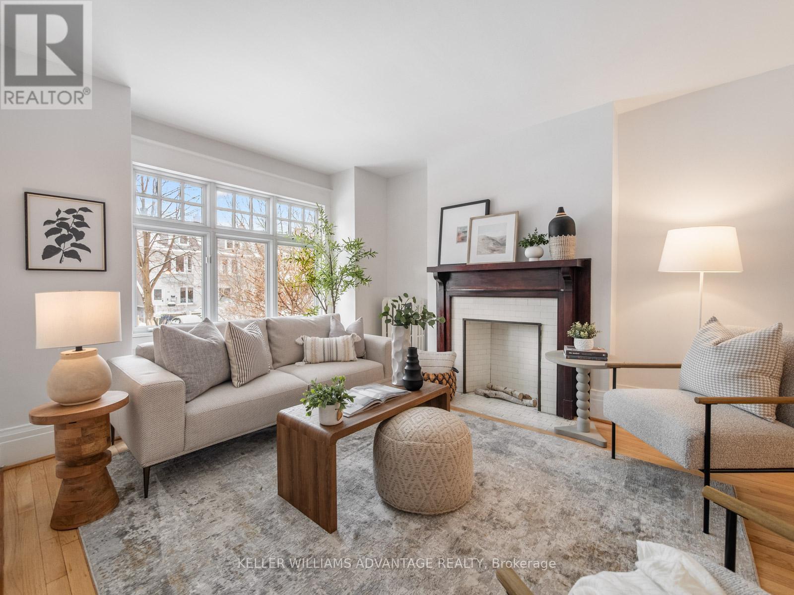 53 Rainsford Road, Toronto, Ontario  M4L 3N7 - Photo 2 - E12781204