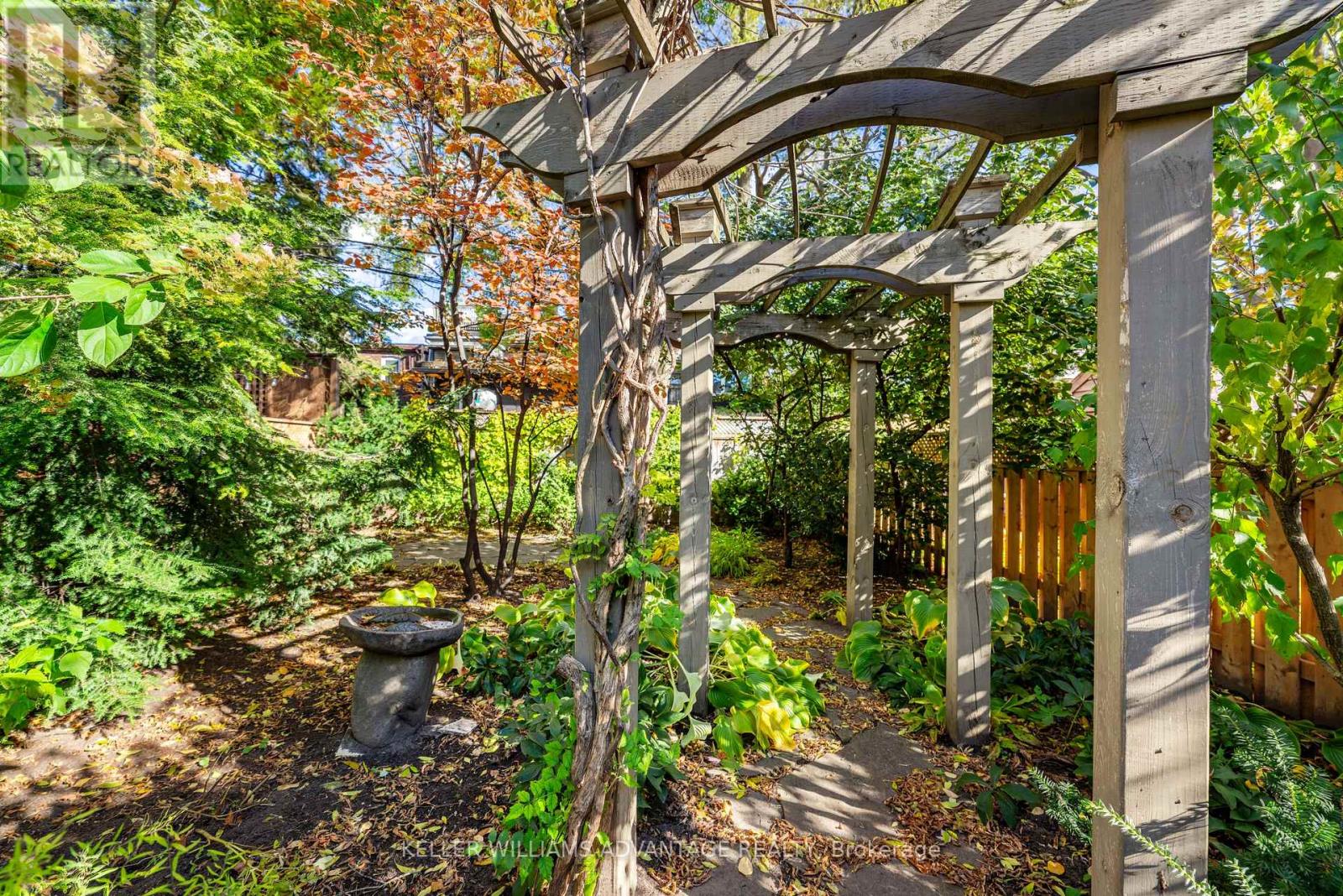 53 Rainsford Road, Toronto, Ontario  M4L 3N7 - Photo 43 - E12781204