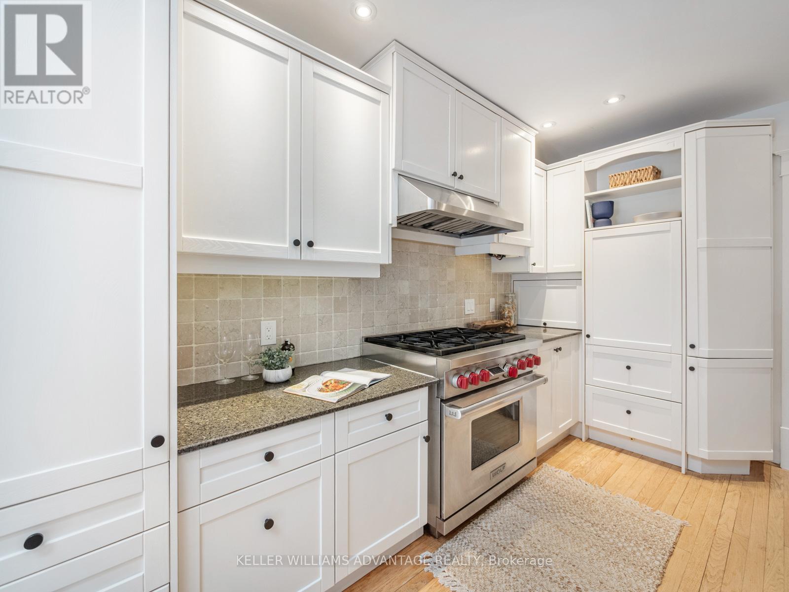 53 Rainsford Road, Toronto, Ontario  M4L 3N7 - Photo 9 - E12781204