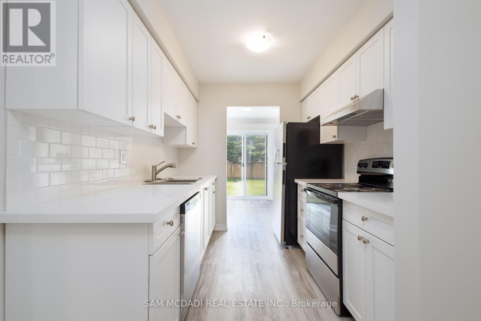 29 Birchfield Drive, Clarington, Ontario  L1E 1Y2 - Photo 8 - E12781208