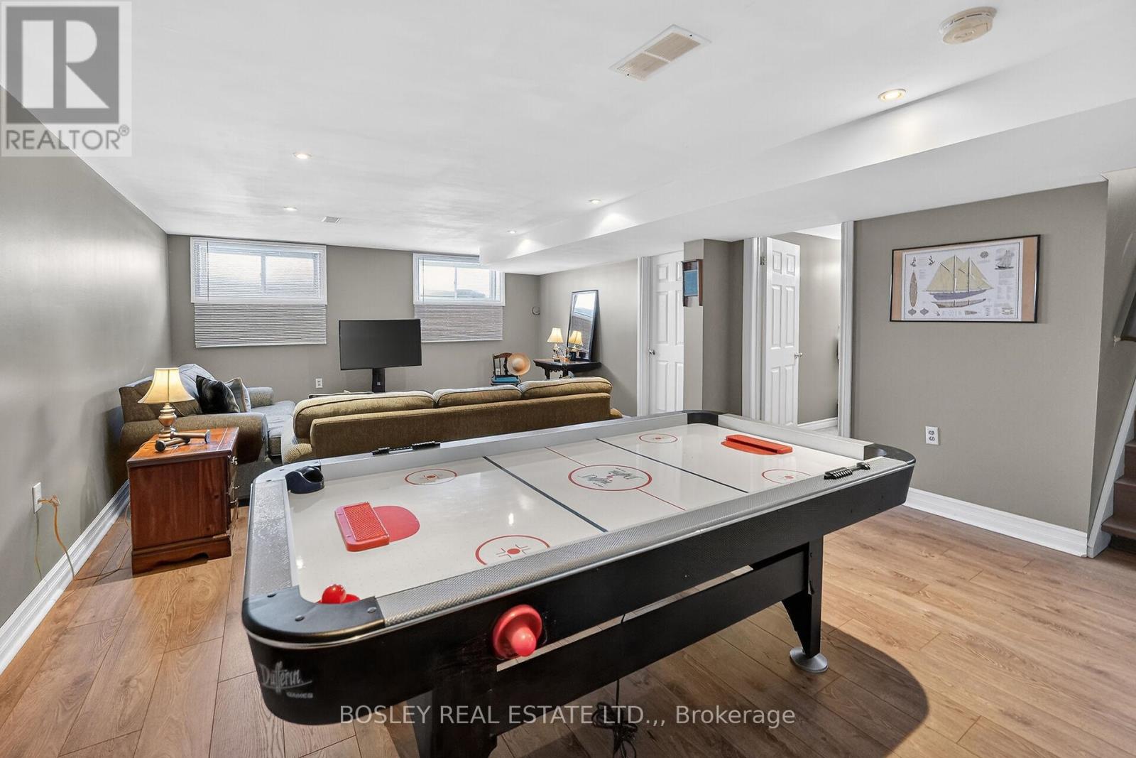 910 Holloway Bay Road, Fort Erie, Ontario  L0S 1N0 - Photo 30 - X12779094