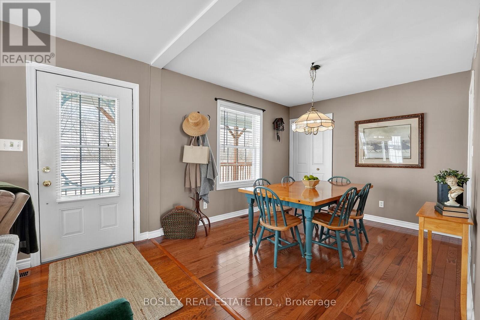 910 Holloway Bay Road, Fort Erie, Ontario  L0S 1N0 - Photo 5 - X12779094