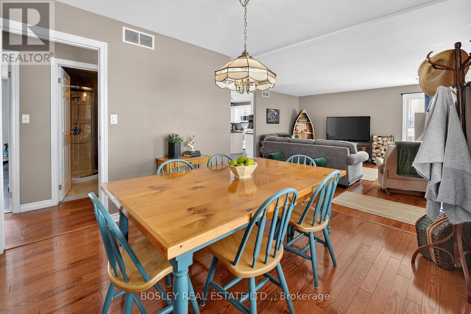 910 Holloway Bay Road, Fort Erie, Ontario  L0S 1N0 - Photo 4 - X12779094