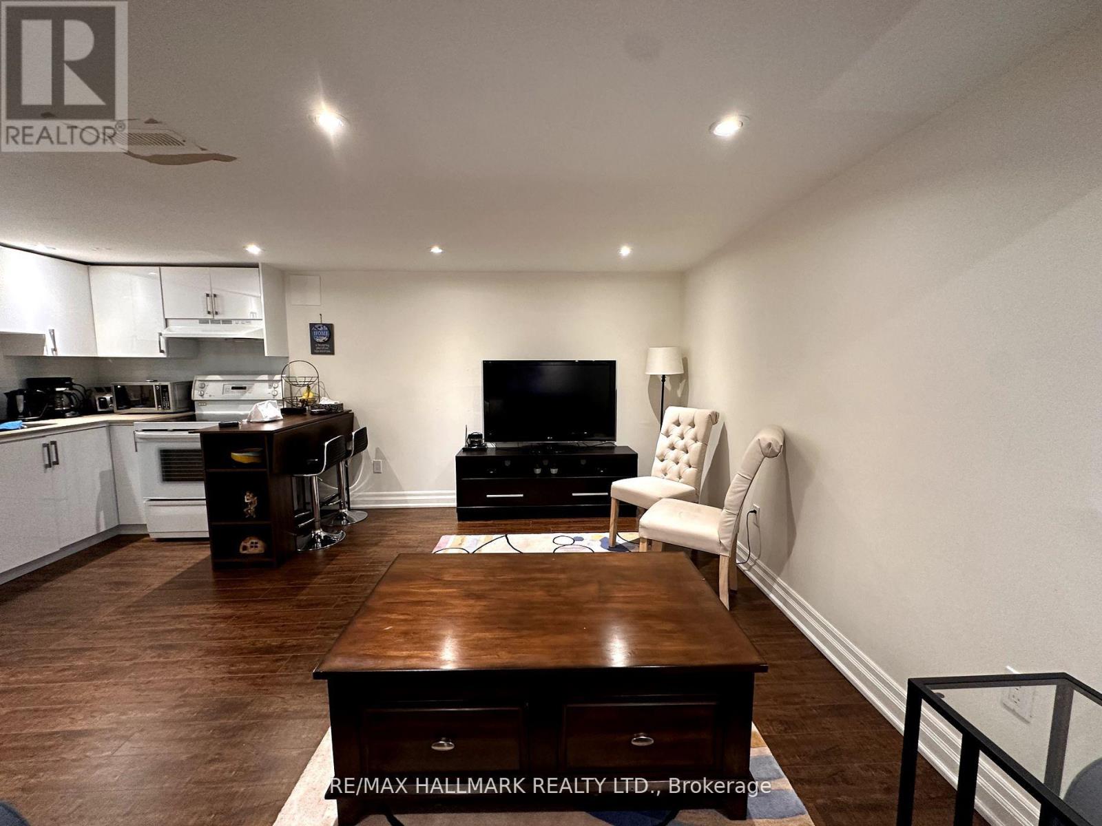 Basement - 283 Taylor Mills Drive N, Richmond Hill, Ontario  L4C 2T8 - Photo 6 - N12781084