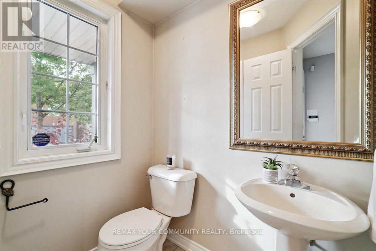 35 Timberview Drive, Vaughan, Ontario  L4J 8M2 - Photo 13 - N12781088