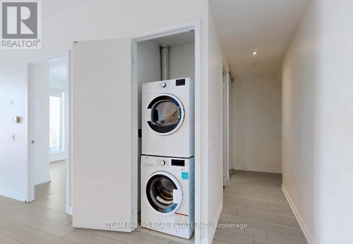 3011 - 950 Portage Parkway, Vaughan, Ontario  L4K 3W4 - Photo 11 - N12781136