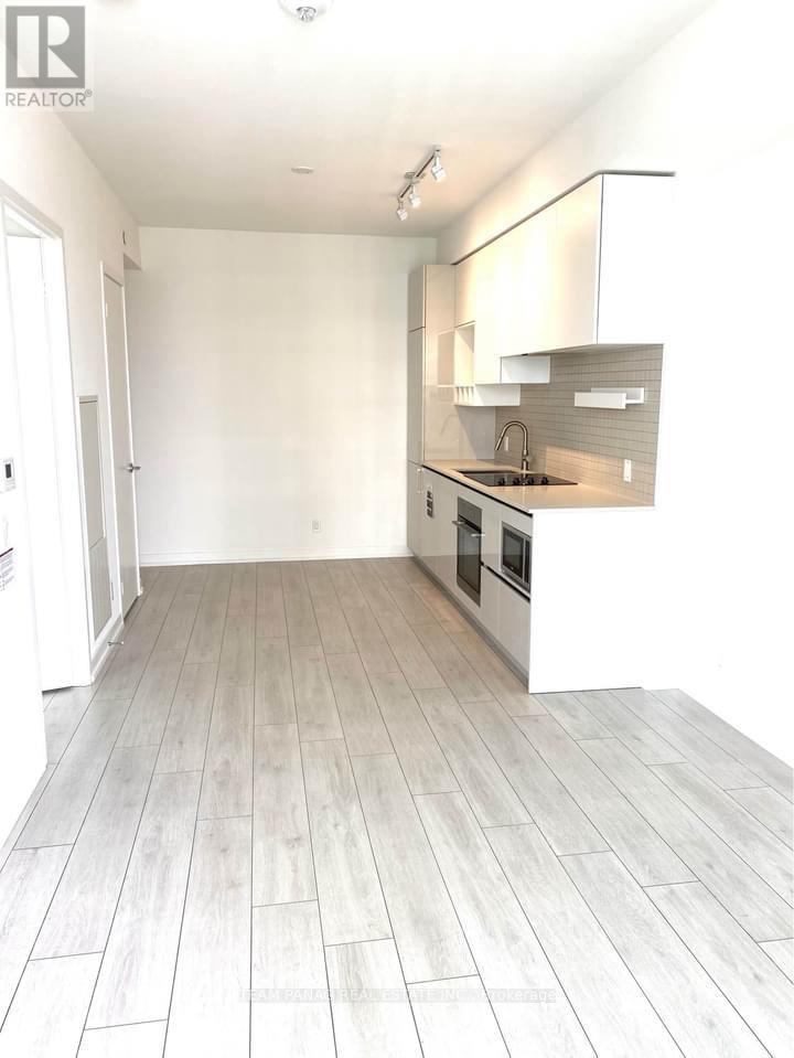 3011 - 950 Portage Parkway, Vaughan, Ontario  L4K 3W4 - Photo 8 - N12781136