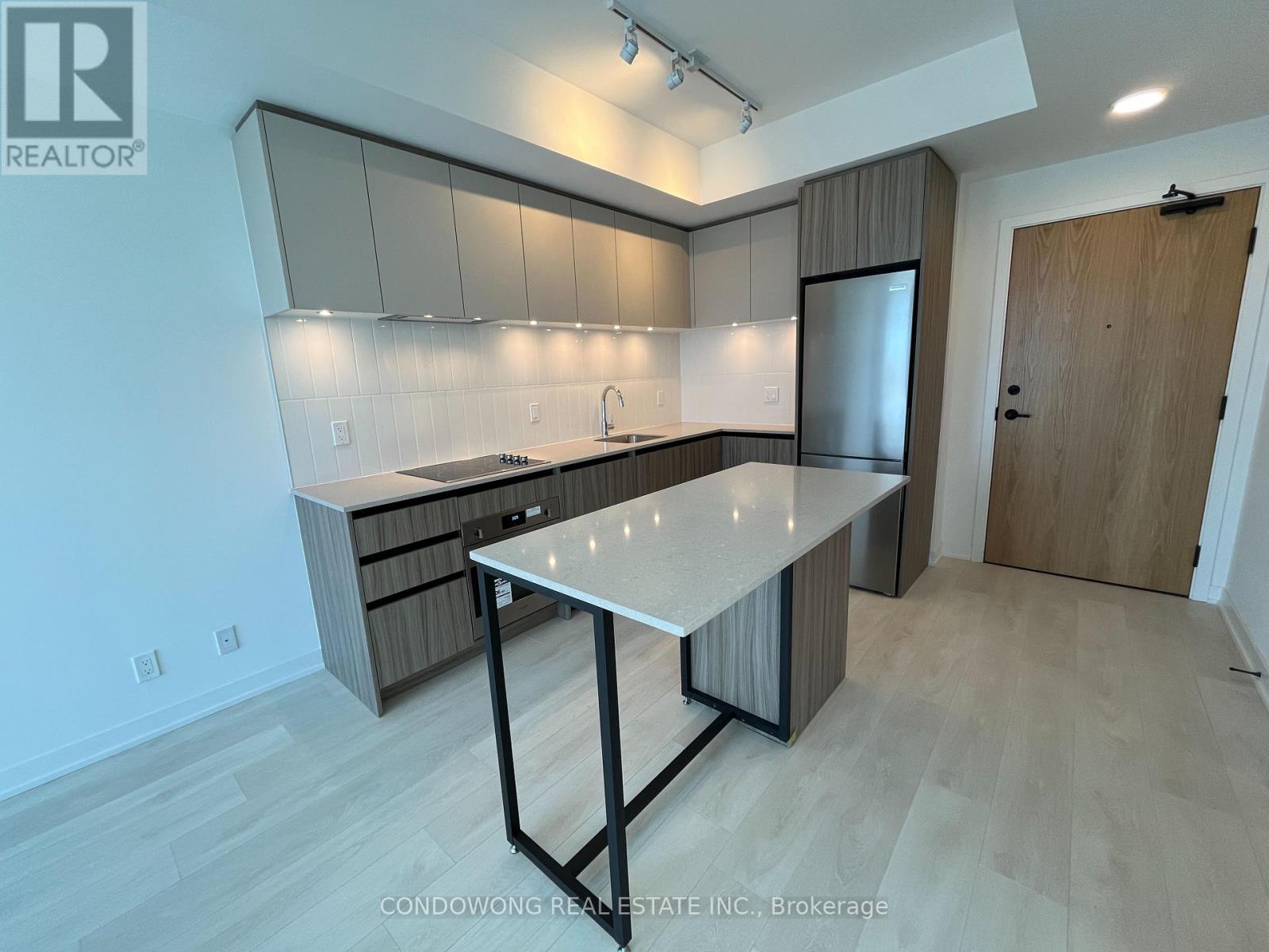 1520 - 7950 Bathurst Street, Vaughan, Ontario  L4J 0L4 - Photo 2 - N12781166