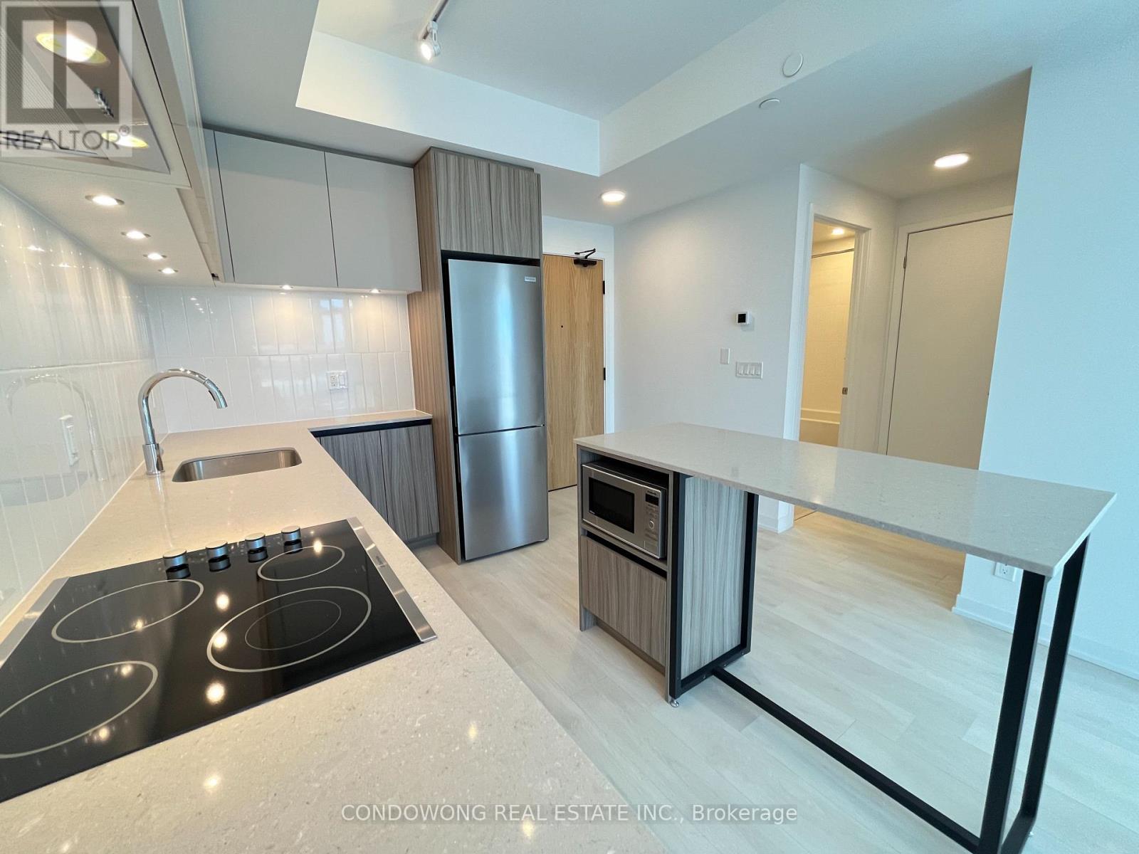 1520 - 7950 Bathurst Street, Vaughan, Ontario  L4J 0L4 - Photo 4 - N12781166