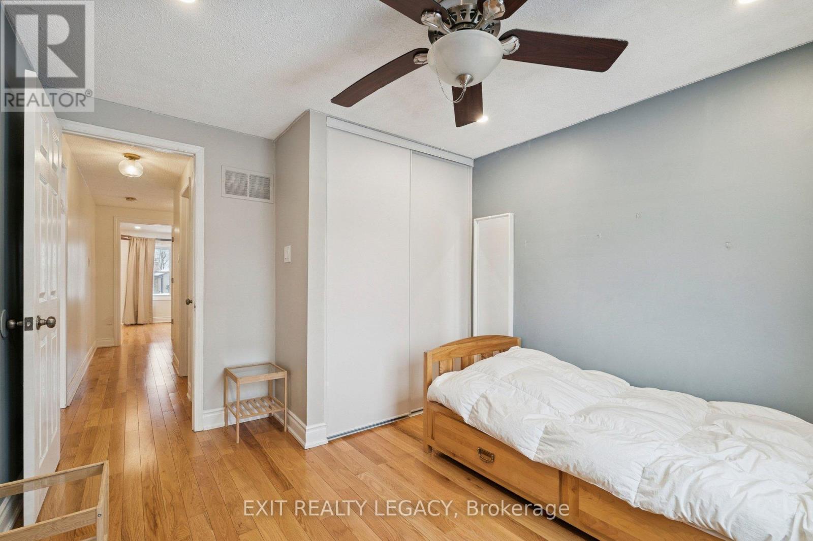 10 Eves Court, Newmarket, Ontario  L3Y 7P7 - Photo 18 - N12781210