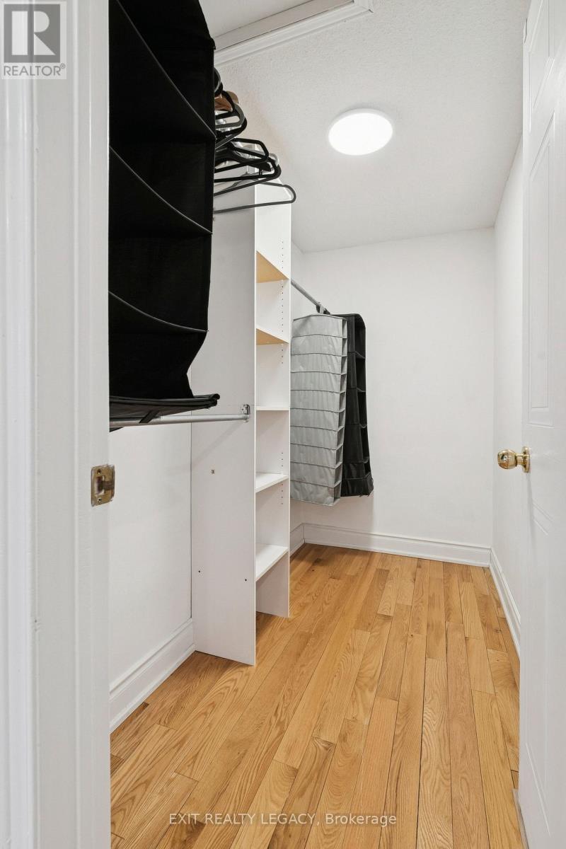 10 Eves Court, Newmarket, Ontario  L3Y 7P7 - Photo 23 - N12781210