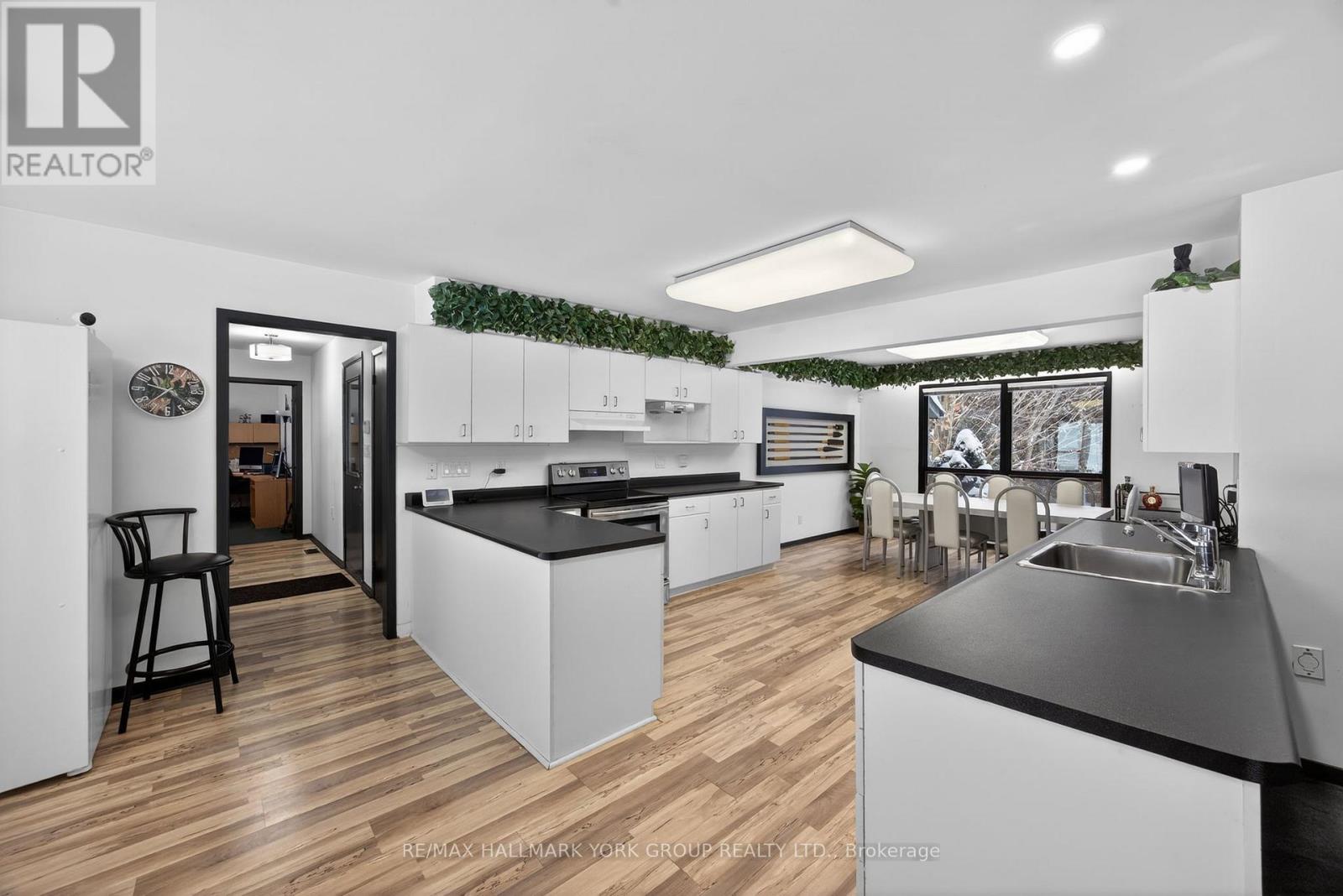 570 Kettleby Road, King, Ontario  L7B 0C9 - Photo 7 - N12781222