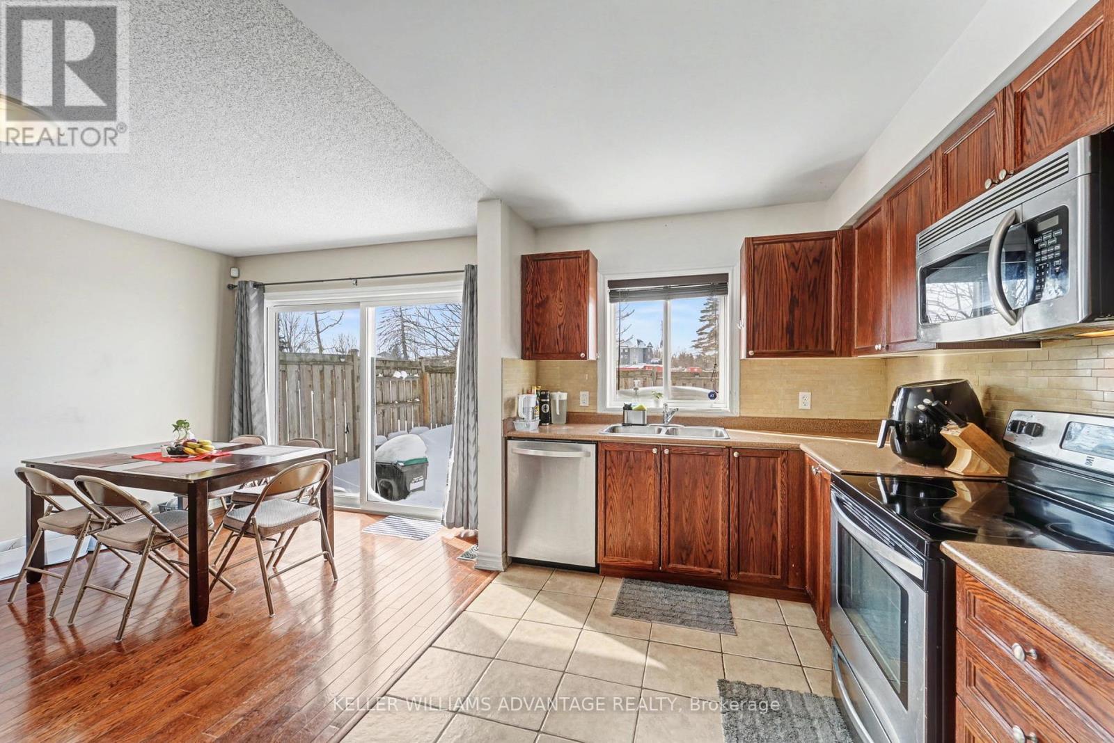 25 - 25 Southwoods Crescent, Barrie, Ontario  L4N 9P8 - Photo 17 - S12781212