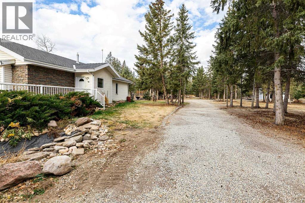 2419 351 Township Road Township, Rural Red Deer County, Alberta  T4G 0K2 - Photo 32 - A2267687