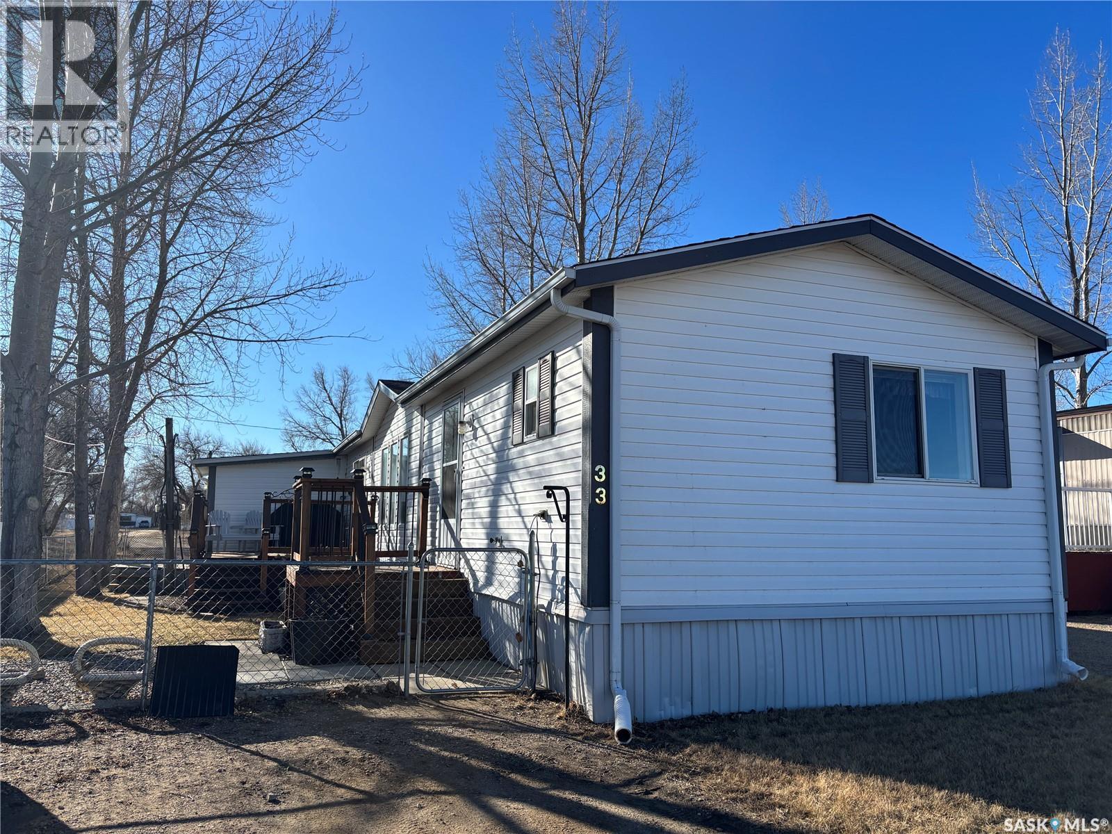 33 Cypress Mobile Home Park, Maple Creek, Saskatchewan  S0N 1N0 - Photo 1 - SK028395